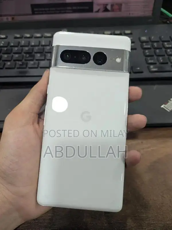 Google Pixel 7 Pro High-Performance Smartphone