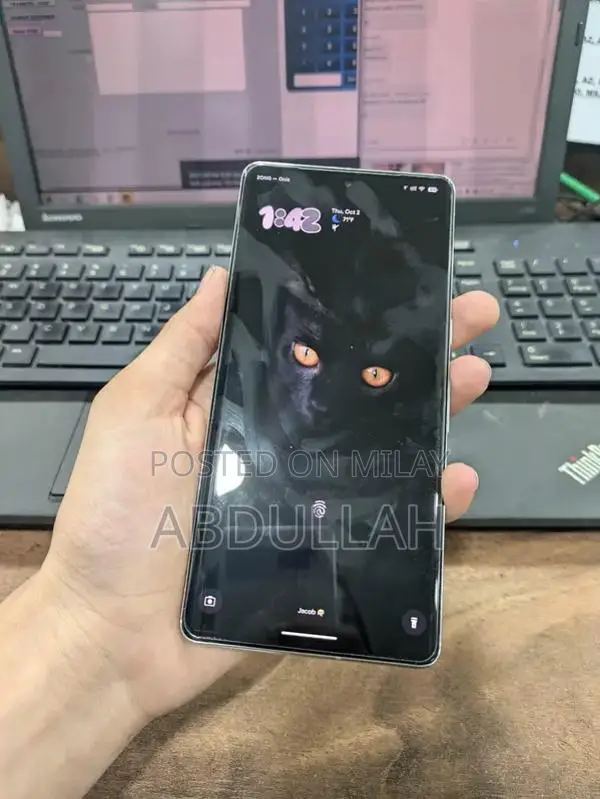 Google Pixel 7 Pro High-Performance Smartphone