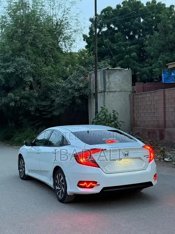 2018 Honda Civic UG Sedan Compact Car