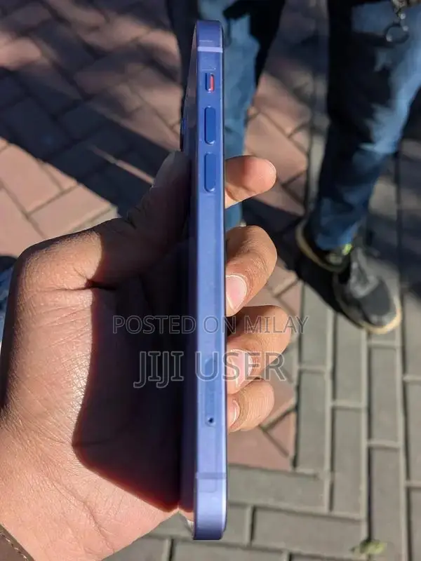 iPhone 12 64GB Smartphone with Face ID and Good Battery