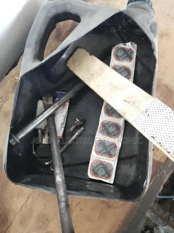 Professional Home Repair Penchar Tool Kit - Essential DIY Maintenance