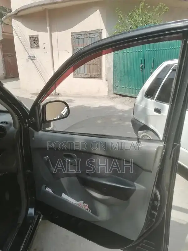 Hyundai Santro Club GV CNG Family Hatchback