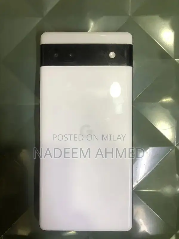 Mid-Range Android Smartphone with Compact Design