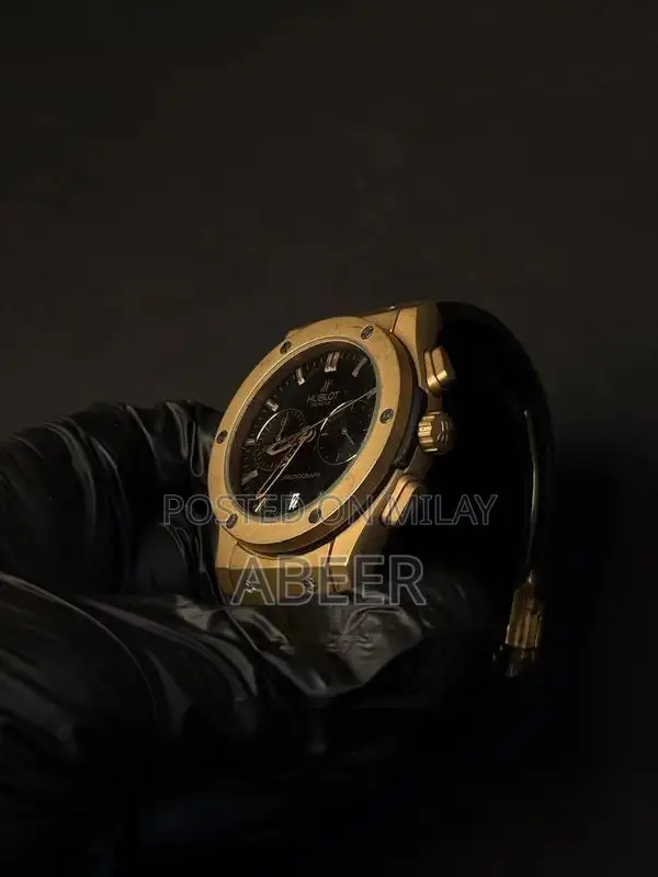 Hublot Men's Chronograph Watch with Leather Strap - Precision Timepiec