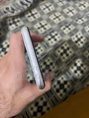 Apple iPhone 11 64GB Smartphone with Battery Health Indicator