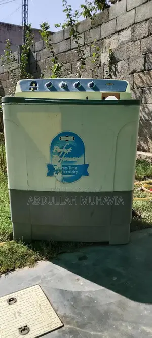 Portable Humidifier with Multiple Features