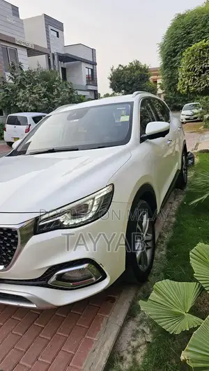 MG HS 2021 Compact SUV - Low Mileage Personal Vehicle