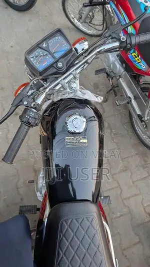 Honda CG 125S Single-Cylinder Motorcycle - Self Start Model