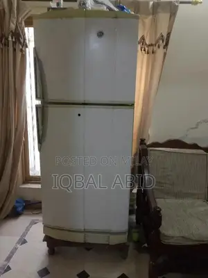 Photo - Compact Humidifier with Aroma Diffusion and Smart Features