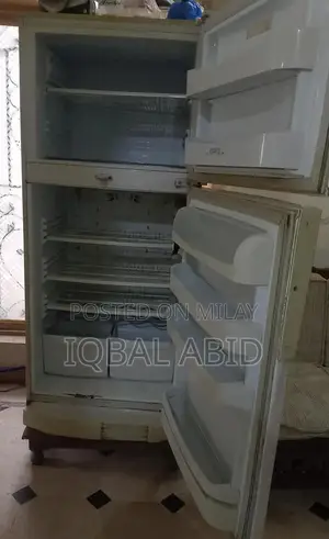 Compact Humidifier with Aroma Diffusion and Smart Features