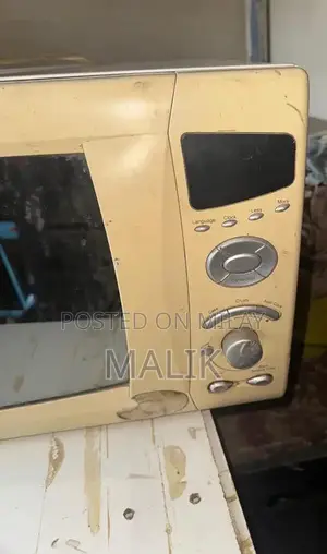 Multi-Function Microwave Oven with Grill and Cooking Features