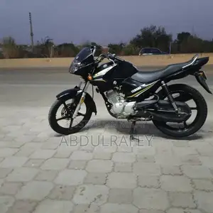 YBR 125cc Motorcycle - Reliable City Commuter