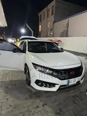 Photo - 2020 Honda Civic Full Option Sedan