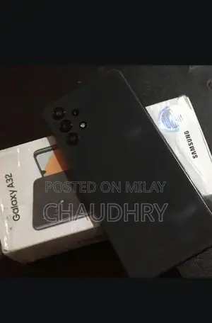 Samsung A32 Smartphone - AMOLED Display, In-Display Fingerprint