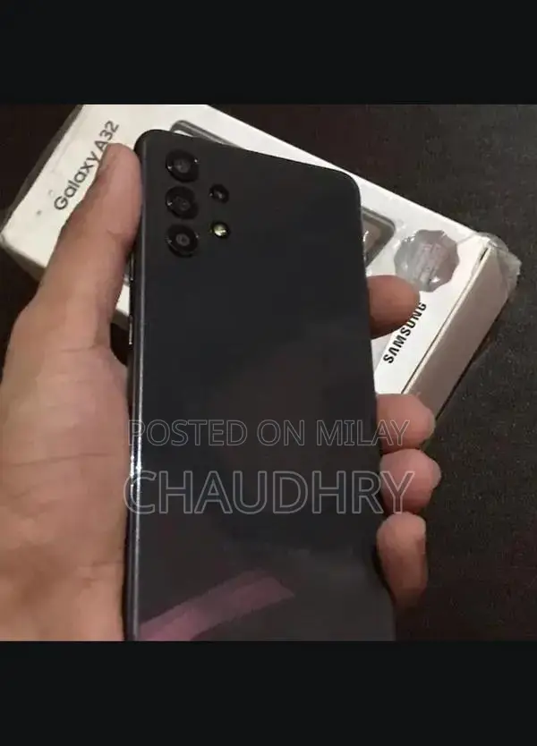 Samsung A32 Smartphone - AMOLED Display, In-Display Fingerprint