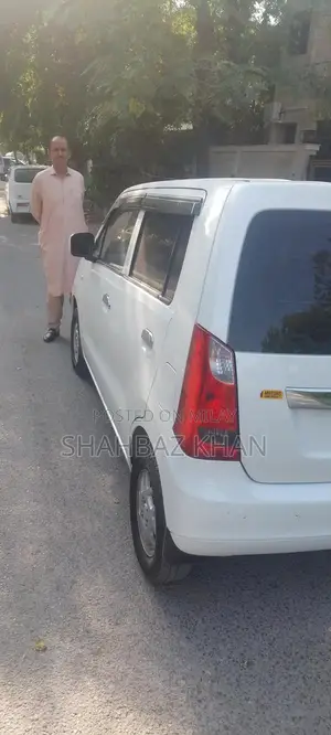 Suzuki Wagon R 2022 VXL - Excellent Condition Low Mileage