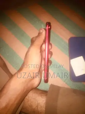 iPhone XR Smartphone with Battery Health and Face ID