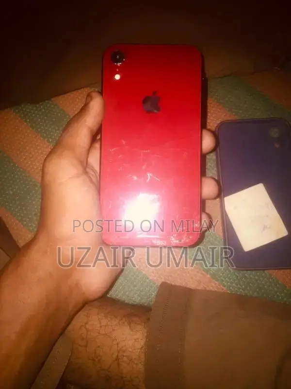 iPhone XR Smartphone with Battery Health and Face ID