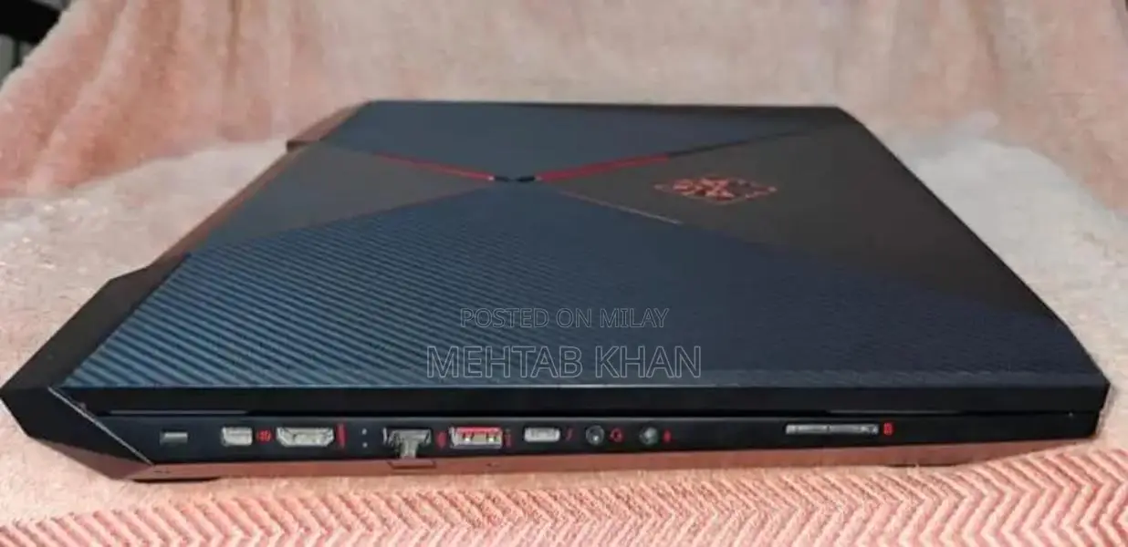 HP Omen 17 Gaming Laptop Intel i7 GTX 1060 16GB RAM
