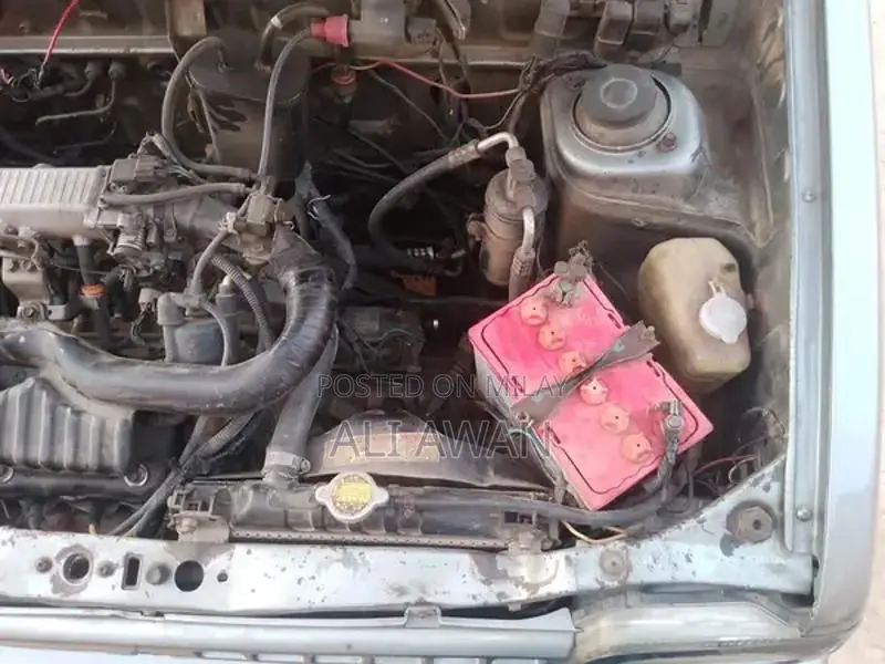 Suzuki Mehran VXR Sedan - Well-Maintained Used Vehicle