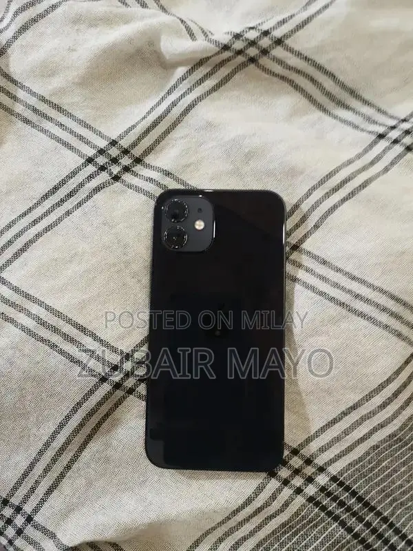 Apple Smartphone with Face ID Functionality