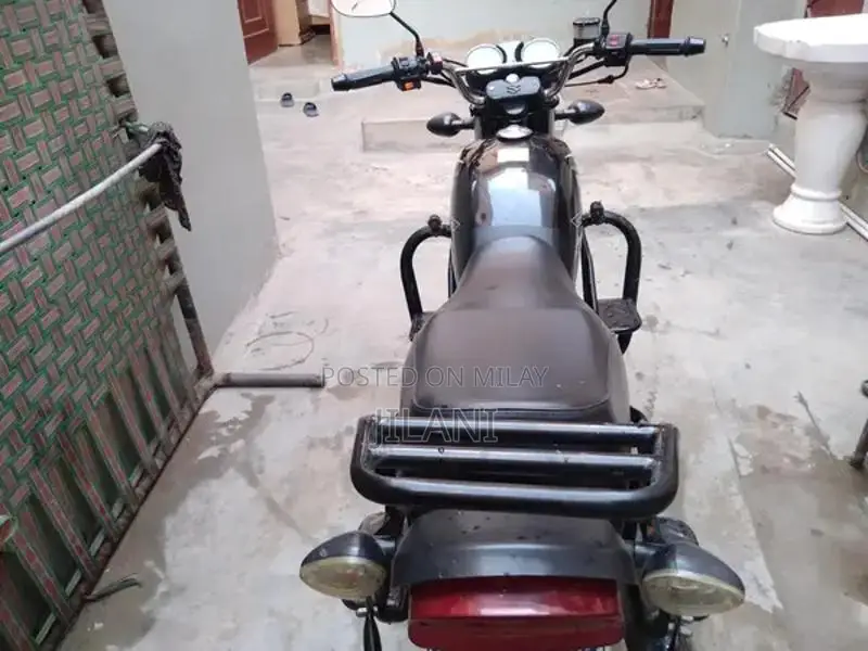 Suzuki GS 150 SE Motorcycle - Excellent Condition