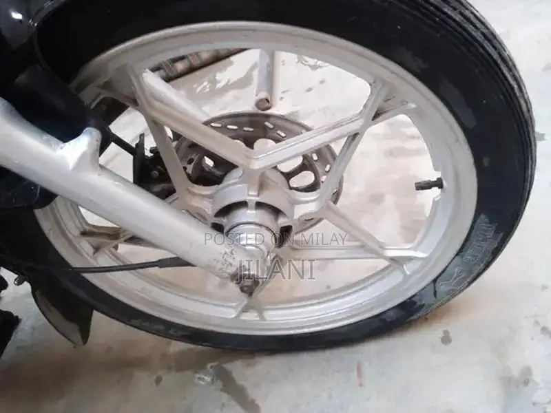 Suzuki GS 150 SE Motorcycle - Excellent Condition