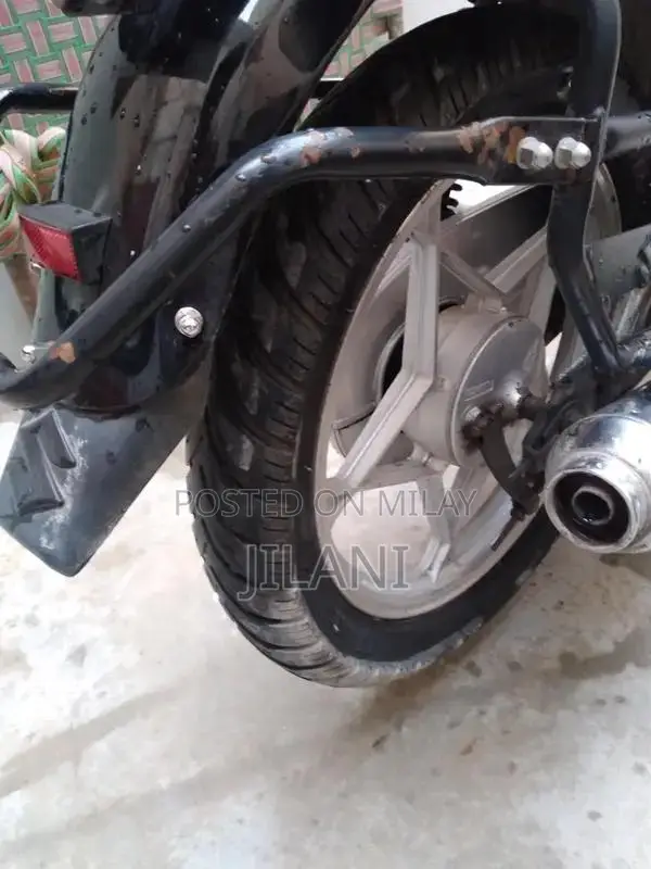 Suzuki GS 150 SE Motorcycle - Excellent Condition