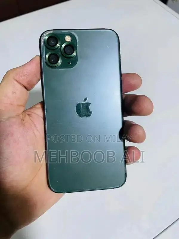 Apple iPhone 256GB Unlocked Smartphone with Face ID