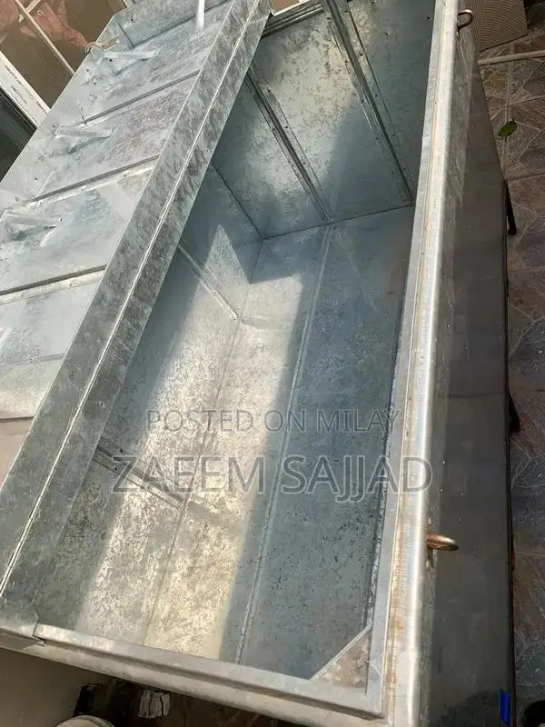 Large Steel Storage Peti with Folding Cover and Stand