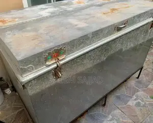 Large Steel Storage Peti with Folding Cover and Stand