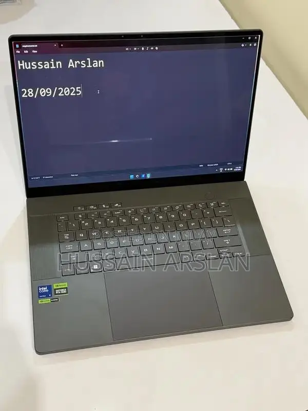 ROG Zephyrus G16 Gaming Laptop - RTX 4090 Powerhouse