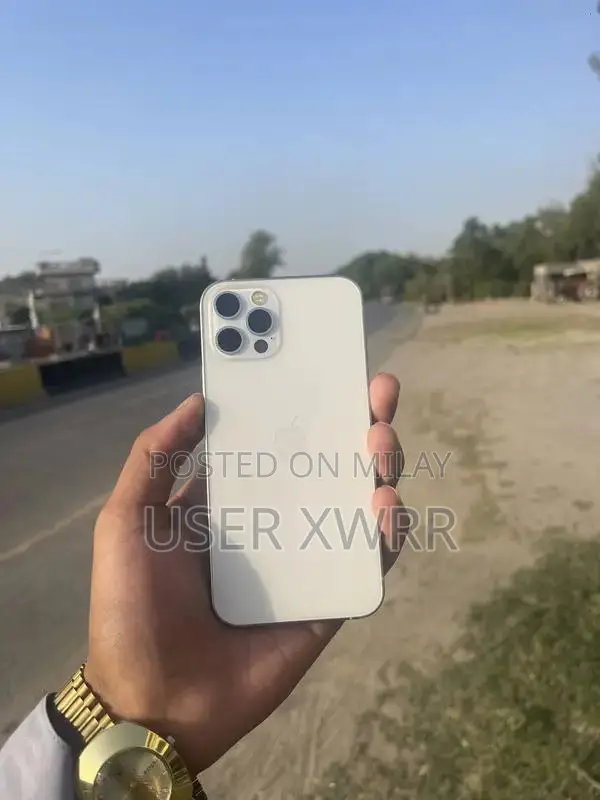 Apple iPhone 12 Pro Smartphone - Unlocked White Edition