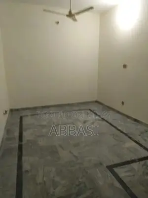 Ground Floor Rental - 3 Rooms with Kitchen and Bathroom