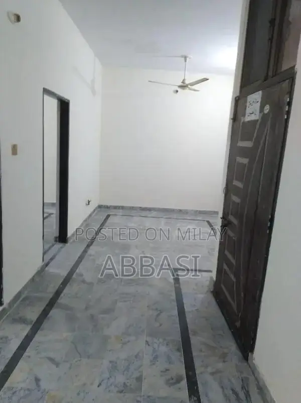 Ground Floor Rental - 3 Rooms with Kitchen and Bathroom