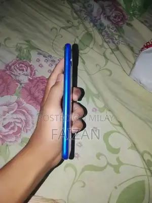 Budget-Friendly Smartphone with Compact Design