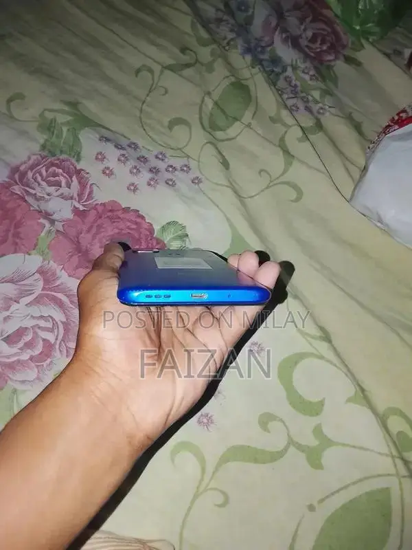 Budget-Friendly Smartphone with Compact Design