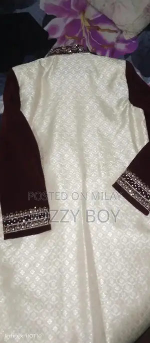 Maroon and White Men's Traditional Sherwani