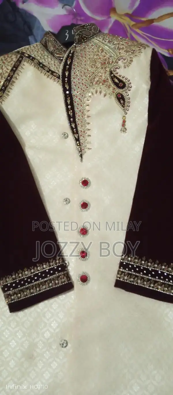 Maroon and White Men's Traditional Sherwani