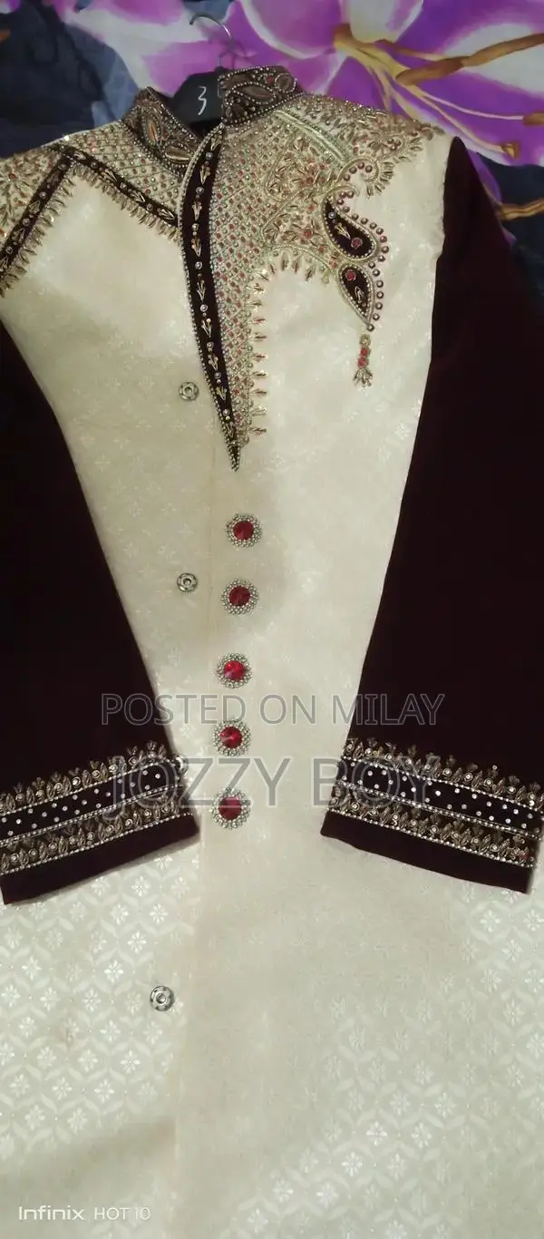 Maroon and White Men's Traditional Sherwani