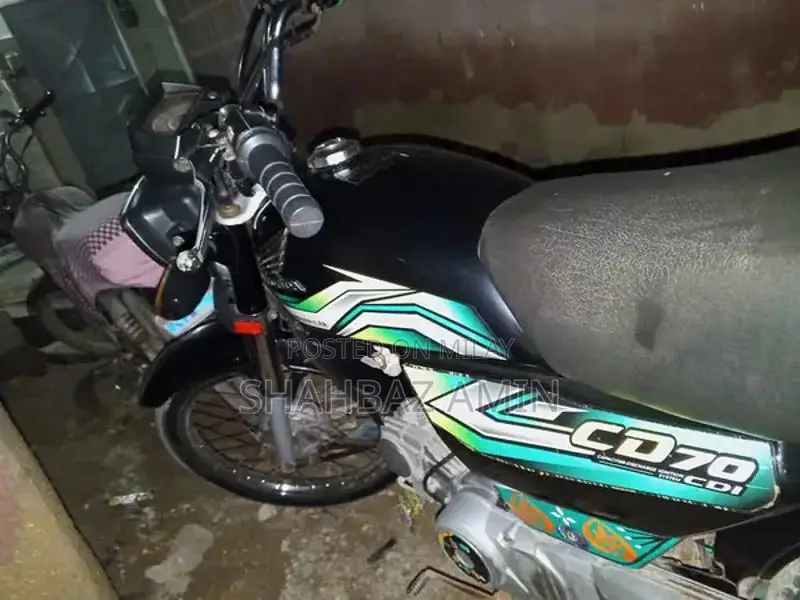 Honda CD 70 Motorcycle 2023 Model