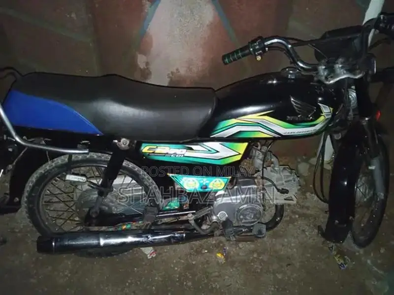 Honda CD 70 Motorcycle 2023 Model