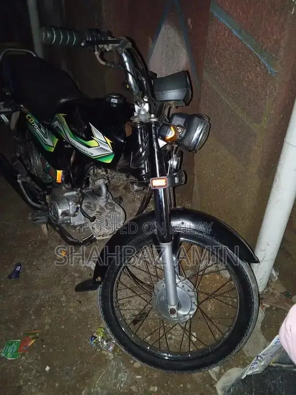 Honda CD 70 Motorcycle 2023 Model