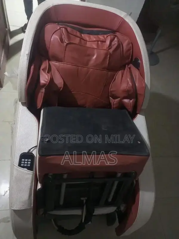 Full-Body Zero Gravity Electric Massage Chair with Heat Therapy