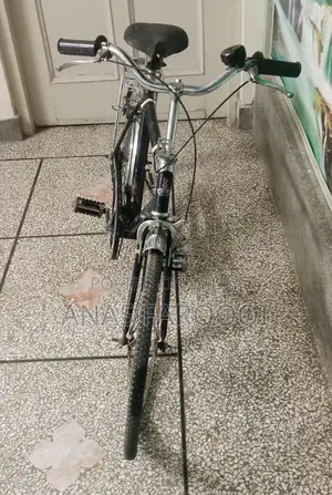 Cycle RS: Versatile Two-Wheeler in Good Condition