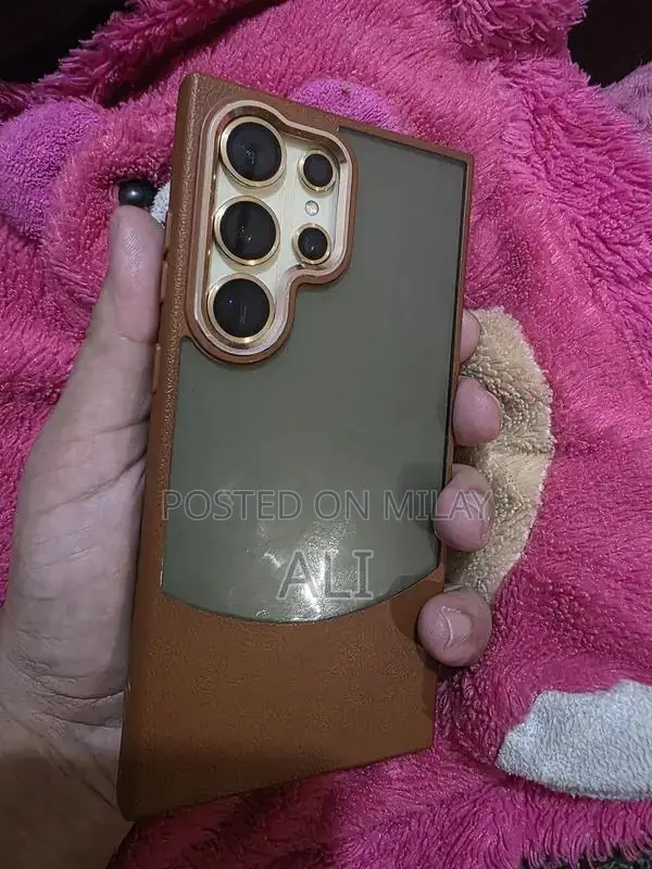 Samsung Galaxy S24 Ultra High-Performance Smartphone