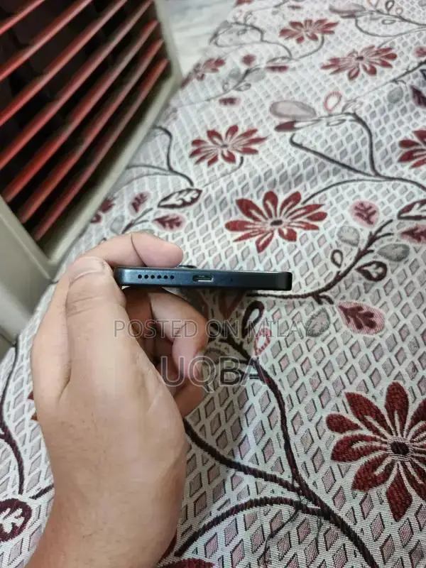 High-Performance 12GB RAM Flagship Gaming Smartphone