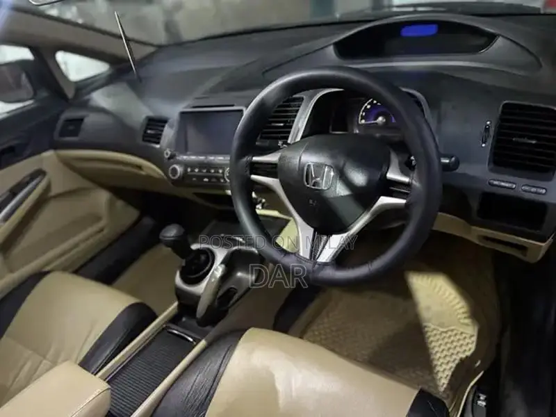 Reborn 12 Model Manual Sunroof Sedan with Full Maintenance