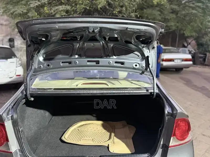 Reborn 12 Model Manual Sunroof Sedan with Full Maintenance