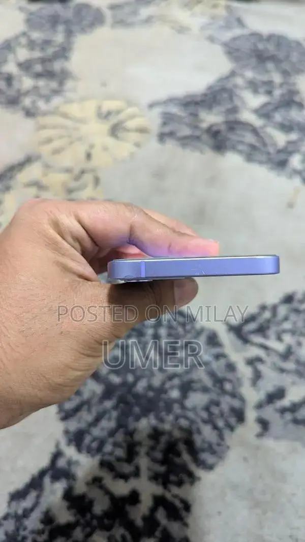 Apple iPhone 12 128GB Smartphone with High Battery Health